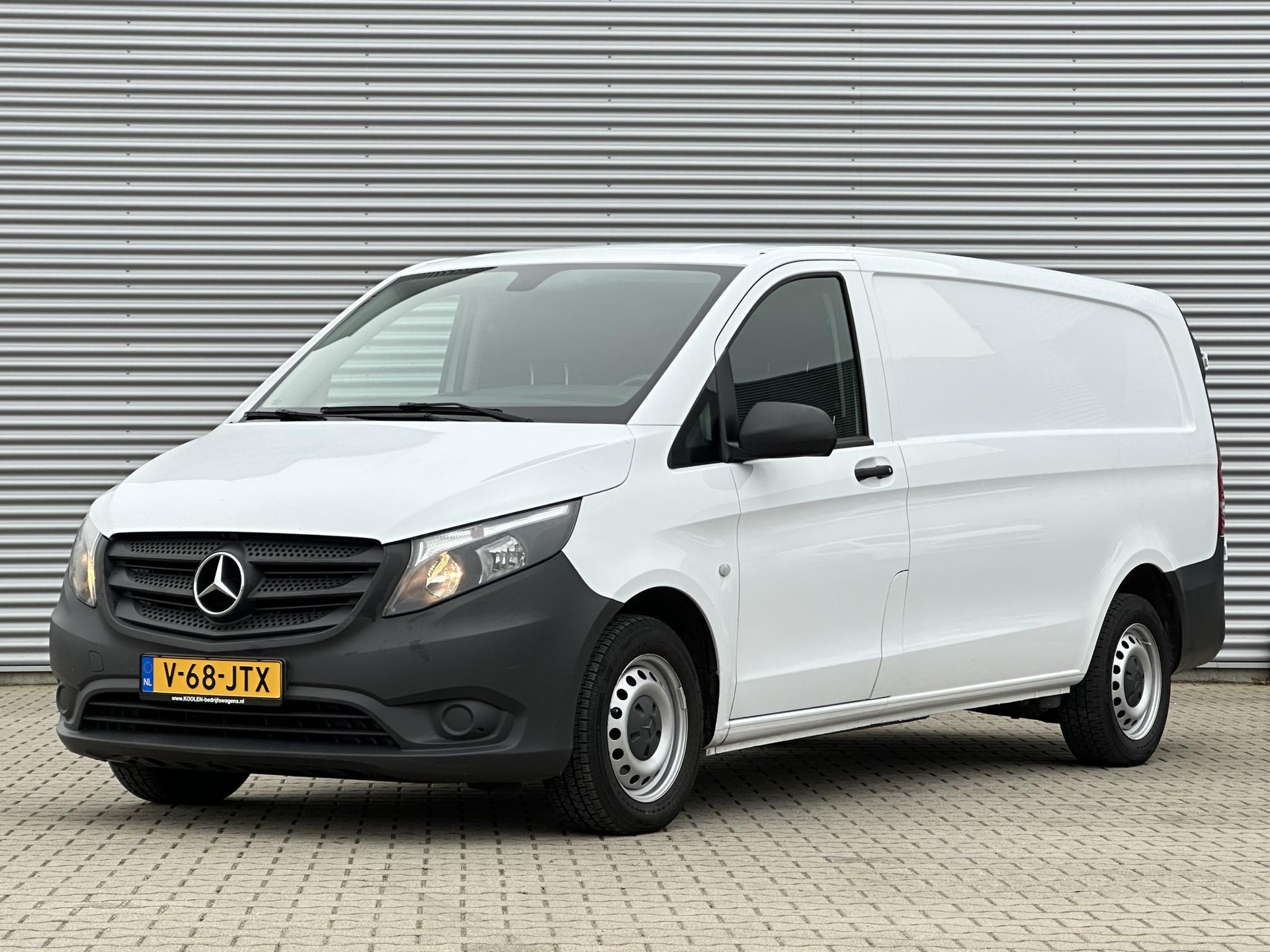41814697-0.jpg