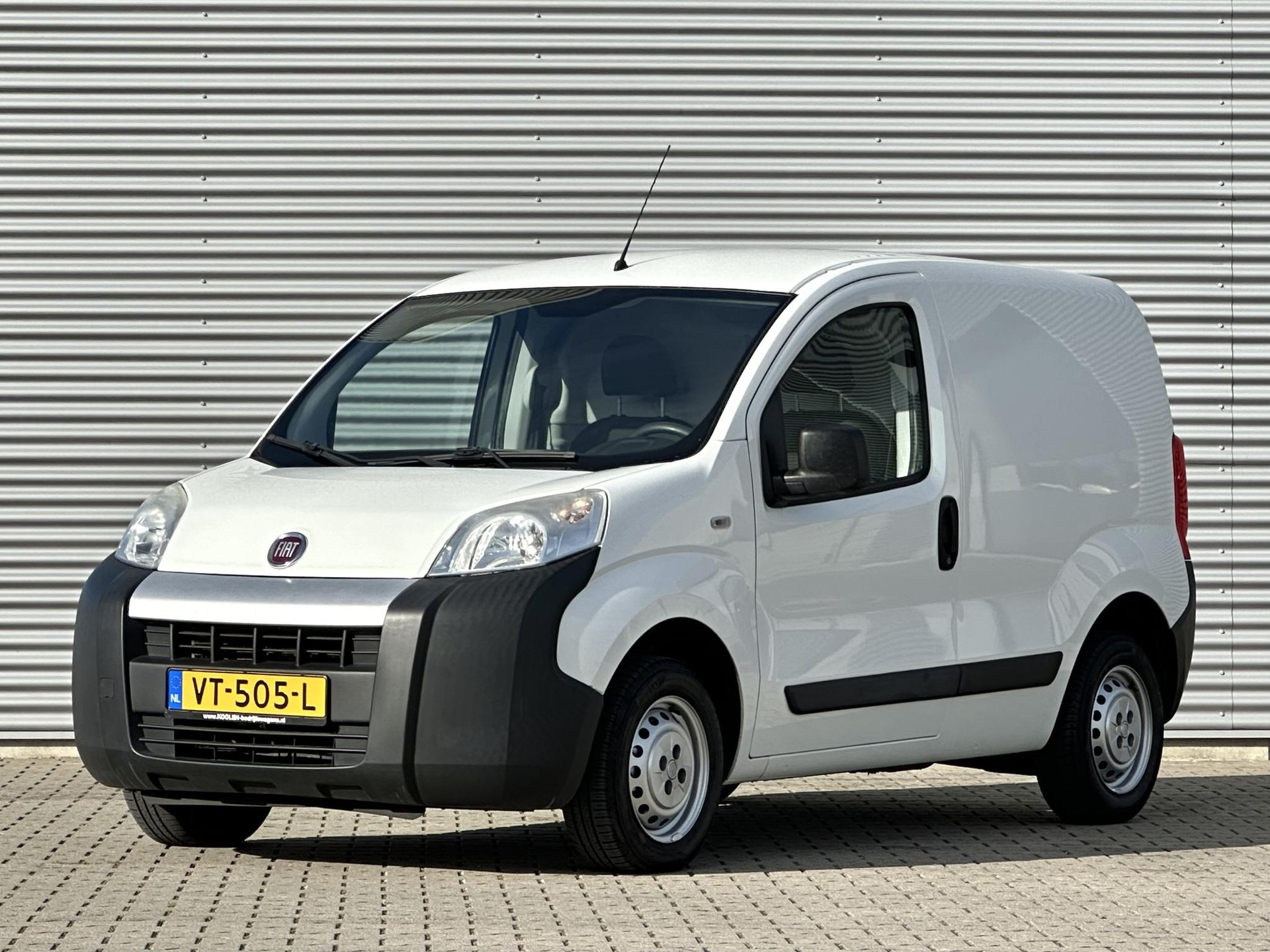 44259402-0.jpg