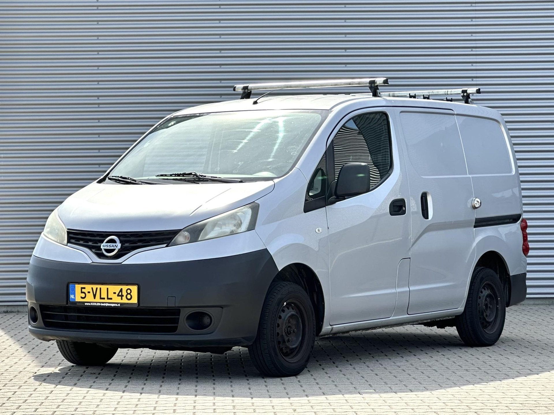 47072884-0.jpg